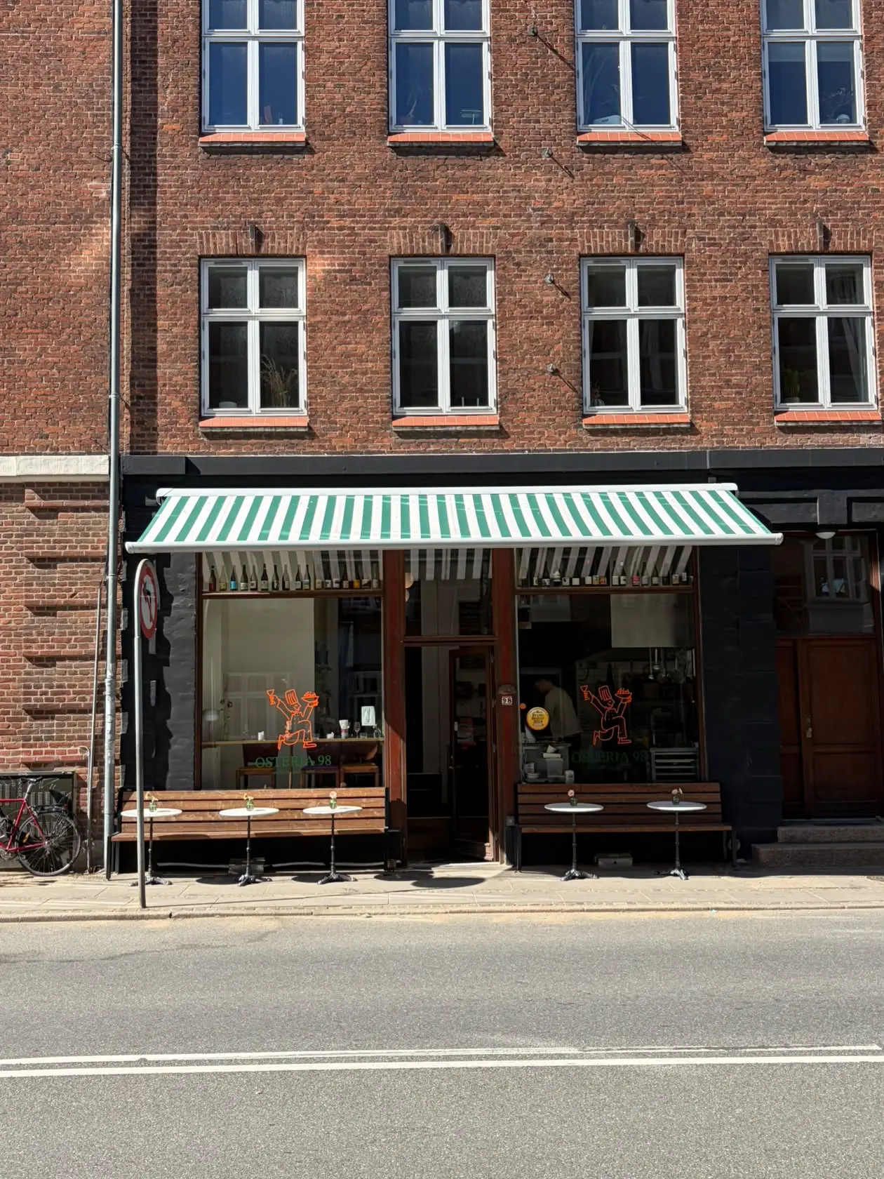 osteria 98 på nørre allé 98 med det grønne markisetag